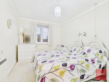 2 bedroom Flat for sale in Maxime Court, Sketty, Swansea, SA2