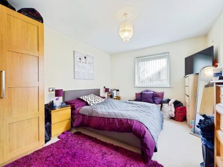 2 bedroom Flat for sale in Phoebe Road, Pentrechwyth, Swansea, SA1