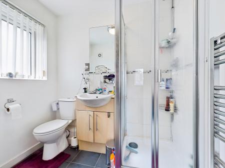2 bedroom Flat for sale in Phoebe Road, Pentrechwyth, Swansea, SA1