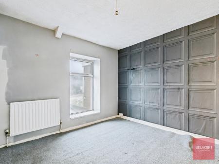 2 bedroom Terraced House for sale in Pentre Treharne Road, Swansea, SA1