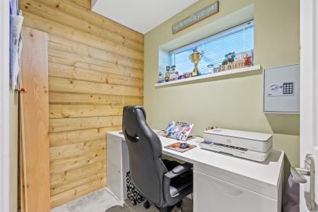 6 bedroom Detached house for sale in Whitestone Close, Mayals, Swansea, SA3