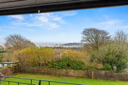 6 bedroom Detached house for sale in Whitestone Close, Mayals, Swansea, SA3