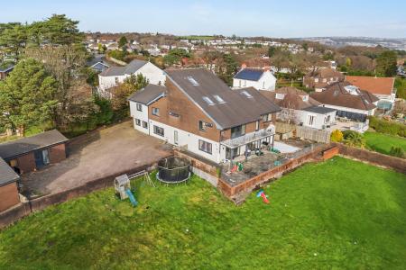 6 bedroom Detached house for sale in Whitestone Close, Mayals, Swansea, SA3