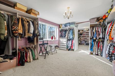 6 bedroom Detached house for sale in Whitestone Close, Mayals, Swansea, SA3