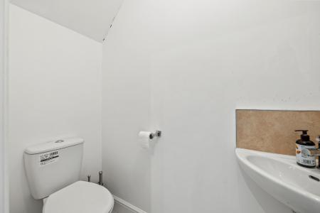 6 bedroom Detached house for sale in Whitestone Close, Mayals, Swansea, SA3