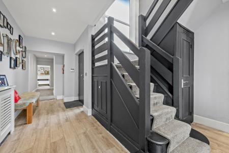 6 bedroom Detached house for sale in Whitestone Close, Mayals, Swansea, SA3