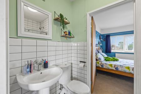 6 bedroom Detached house for sale in Whitestone Close, Mayals, Swansea, SA3