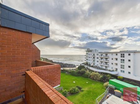 2 bedroom Flat for sale in Fairhaven Court, Langland, Swansea, SA3