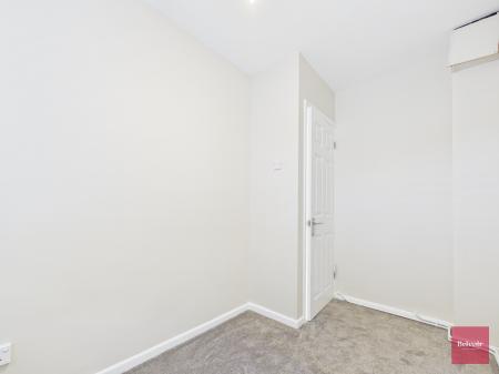 2 bedroom Ground floor flat to let in Bishopston Road, Bishopston, Swansea, SA3