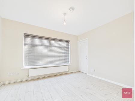 2 bedroom Ground floor flat to let in Bishopston Road, Bishopston, Swansea, SA3