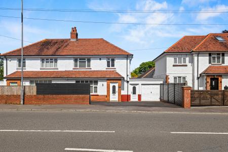 3 bedroom Semi-detached house for sale in Southward Lane, Swansea, SA3