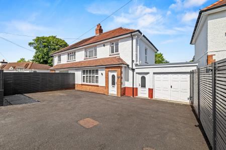 Southward Lane, Swansea, SA3