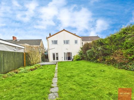 5 bedroom Semi-detached house for sale in Bryn Road, Loughor, Swansea, SA4