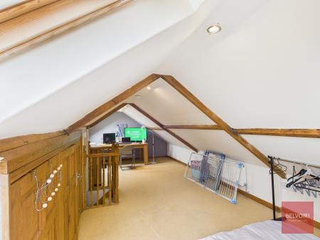 5 bedroom Semi-detached house for sale in Bryn Road, Loughor, Swansea, SA4