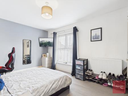 5 bedroom Semi-detached house for sale in Bryn Road, Loughor, Swansea, SA4