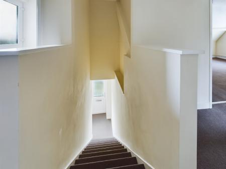 2 bedroom Maisonette to let in Pentre Treharne Hill, Landore, Swansea, SA1