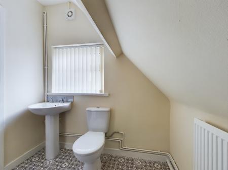 2 bedroom Maisonette to let in Pentre Treharne Hill, Landore, Swansea, SA1