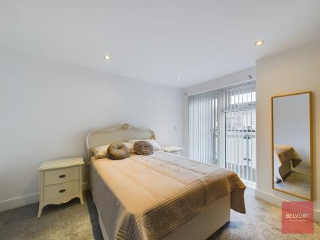 1 bedroom Flat to let in Altamar, Kings Road, Swansea, SA1