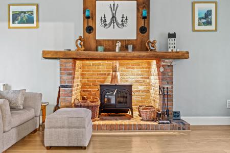 4 bedroom Detached house for sale in Woollacott Drive, Newton, Swansea, SA3