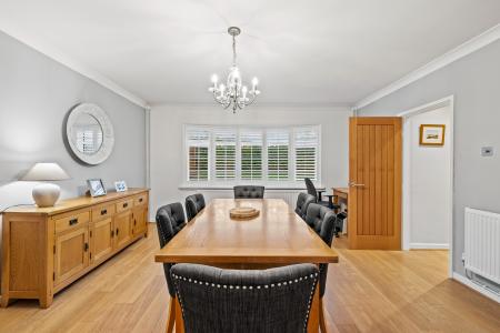 4 bedroom Detached house for sale in Woollacott Drive, Newton, Swansea, SA3