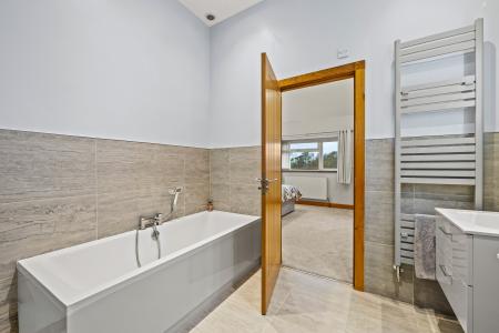 4 bedroom Detached house for sale in Woollacott Drive, Newton, Swansea, SA3