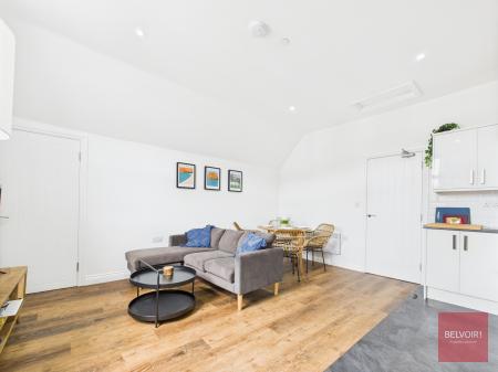 2 bedroom Flat to let in Mumbles Road, Mumbles, Swansea, SA3