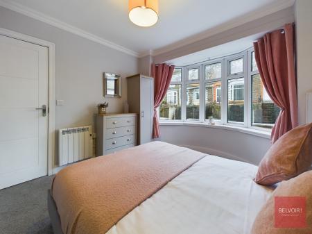 3 bedroom Bungalow to let in Short Street, Mount Pleasant, Swansea, SA1