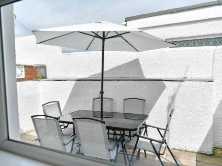 3 bedroom Bungalow to let in Short Street, Mount Pleasant, Swansea, SA1