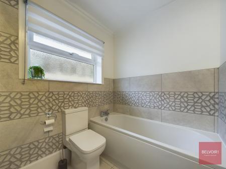 3 bedroom Bungalow to let in Short Street, Mount Pleasant, Swansea, SA1