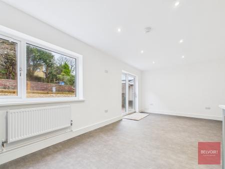 3 bedroom Bungalow to let in Heol Isaf, Cimla, Neath, SA11