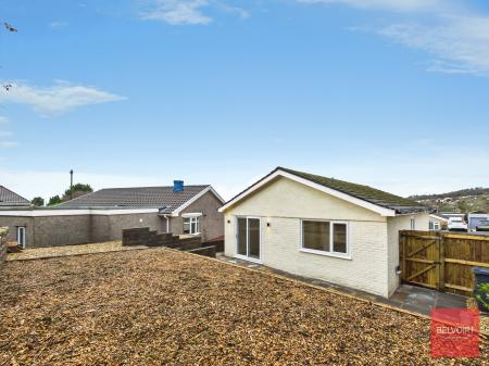 3 bedroom Bungalow to let in Heol Isaf, Cimla, Neath, SA11