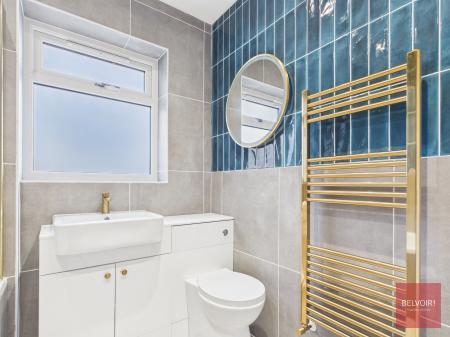 3 bedroom Bungalow to let in Heol Isaf, Cimla, Neath, SA11