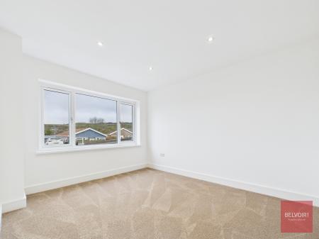 3 bedroom Bungalow to let in Heol Isaf, Cimla, Neath, SA11