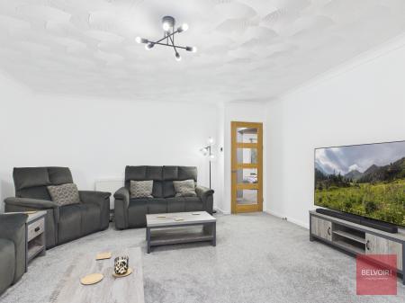 2 bedroom Flat for sale in Roman Court, Swansea, SA3