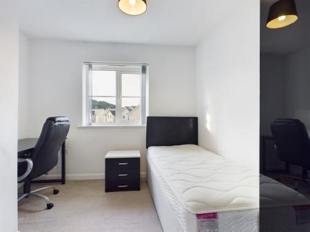 2 bedroom Flat for sale in Bellerphon Court, Pentrechwyth, Swansea, SA1