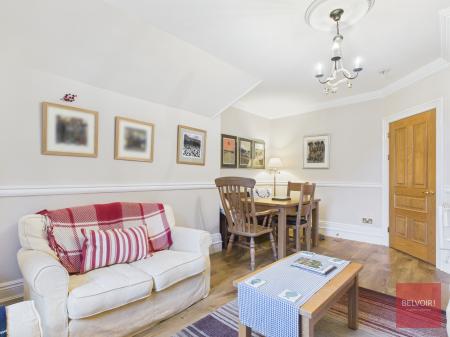 2 bedroom Flat for sale in Langland Bay Manor, Langland, Swansea, SA3