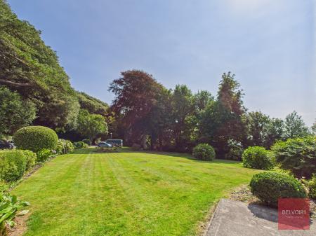 2 bedroom Flat for sale in Langland Bay Manor, Langland, Swansea, SA3