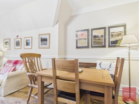 2 bedroom Flat for sale in Langland Bay Manor, Langland, Swansea, SA3