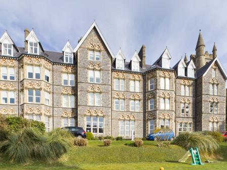 2 bedroom Flat for sale in Langland Bay Manor, Langland, Swansea, SA3