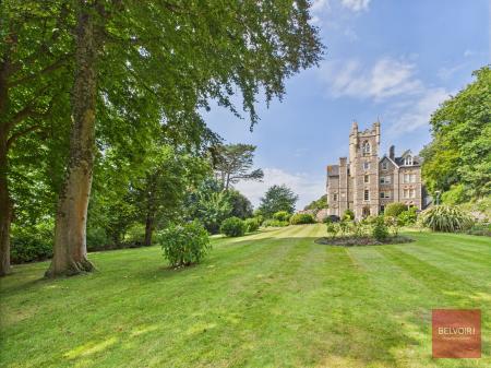 2 bedroom Flat for sale in Langland Bay Manor, Langland, Swansea, SA3