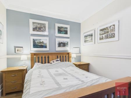 2 bedroom Flat for sale in Langland Bay Manor, Langland, Swansea, SA3