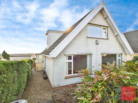 3 bedroom Detached house for sale in Bron Y Bryn, Killay, Swansea, SA2