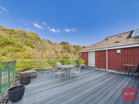 3 bedroom Flat to let in Caswell Bay Court, Caswell Road, Caswell, Swansea, SA3