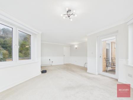 3 bedroom Flat to let in Caswell Bay Court, Caswell Road, Caswell, Swansea, SA3