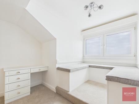 3 bedroom Flat to let in Caswell Bay Court, Caswell Road, Caswell, Swansea, SA3