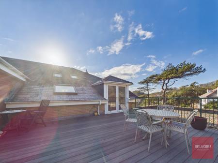 3 bedroom Flat to let in Caswell Bay Court, Caswell Road, Caswell, Swansea, SA3