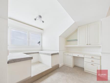 3 bedroom Flat to let in Caswell Bay Court, Caswell Road, Caswell, Swansea, SA3