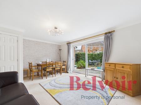 3 bedroom Detached house to let in Marcroft Road, Port Tennant, Swansea, SA1