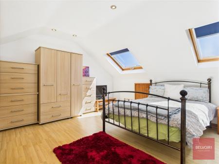 5 bedroom Detached house for sale in Eastlands Park, Bishopston, Swansea, SA3