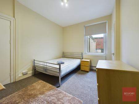 2 bedroom Maisonette to let in Dilwyn Road, Sketty, Swansea, SA2